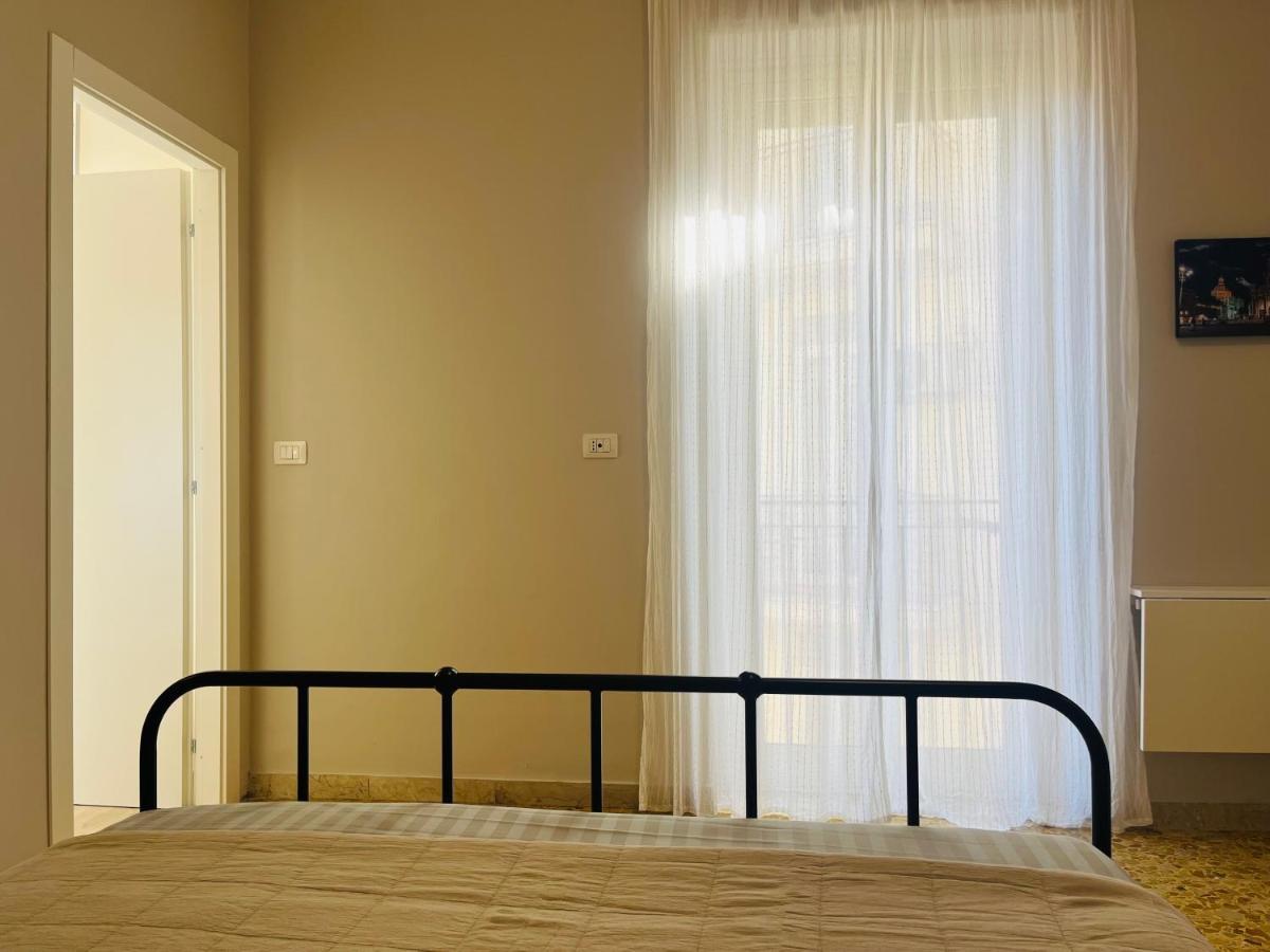 La Terrazza Di Sant'Agata Appartement Catánia Buitenkant foto