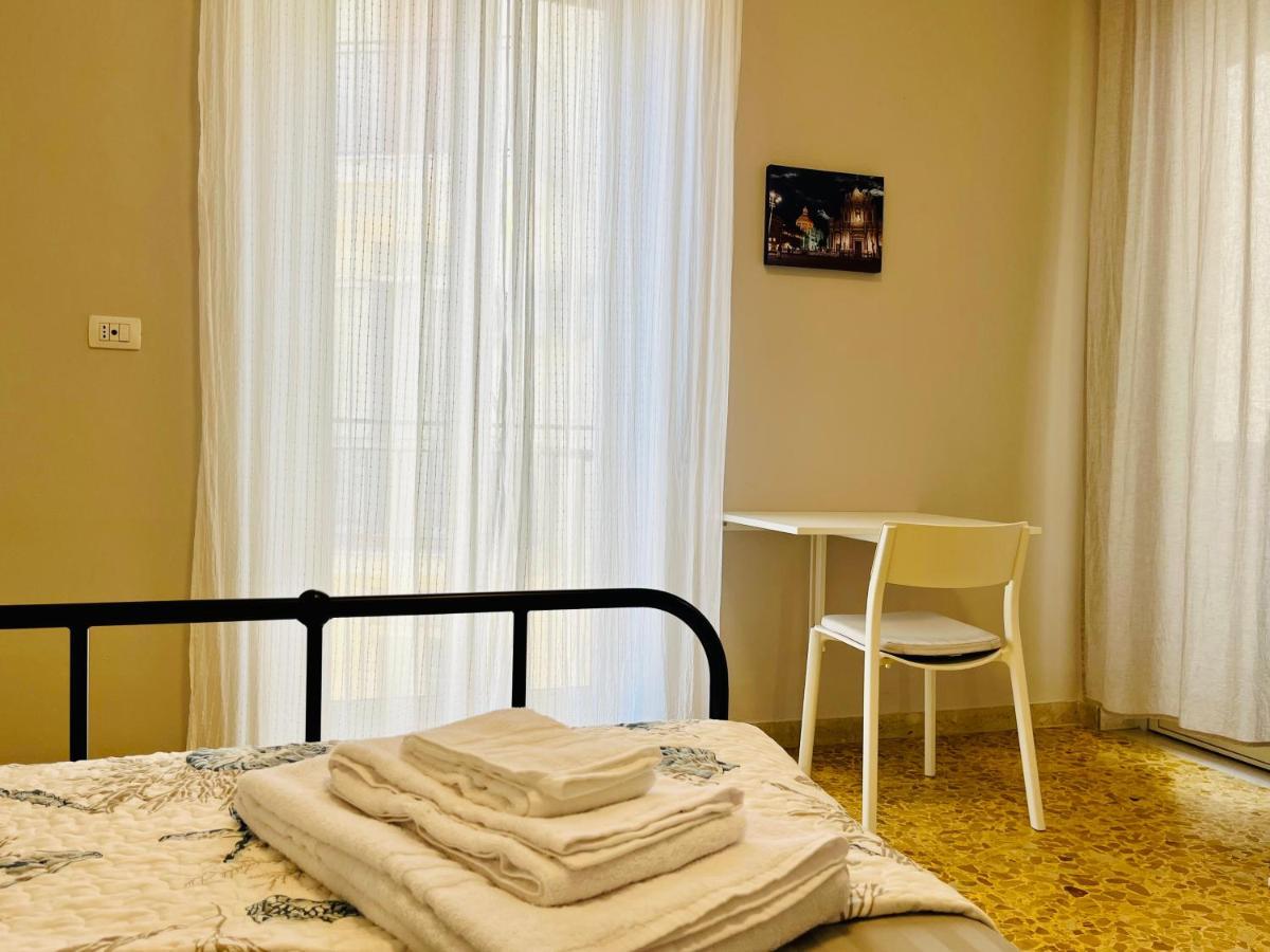 La Terrazza Di Sant'Agata Appartement Catánia Buitenkant foto