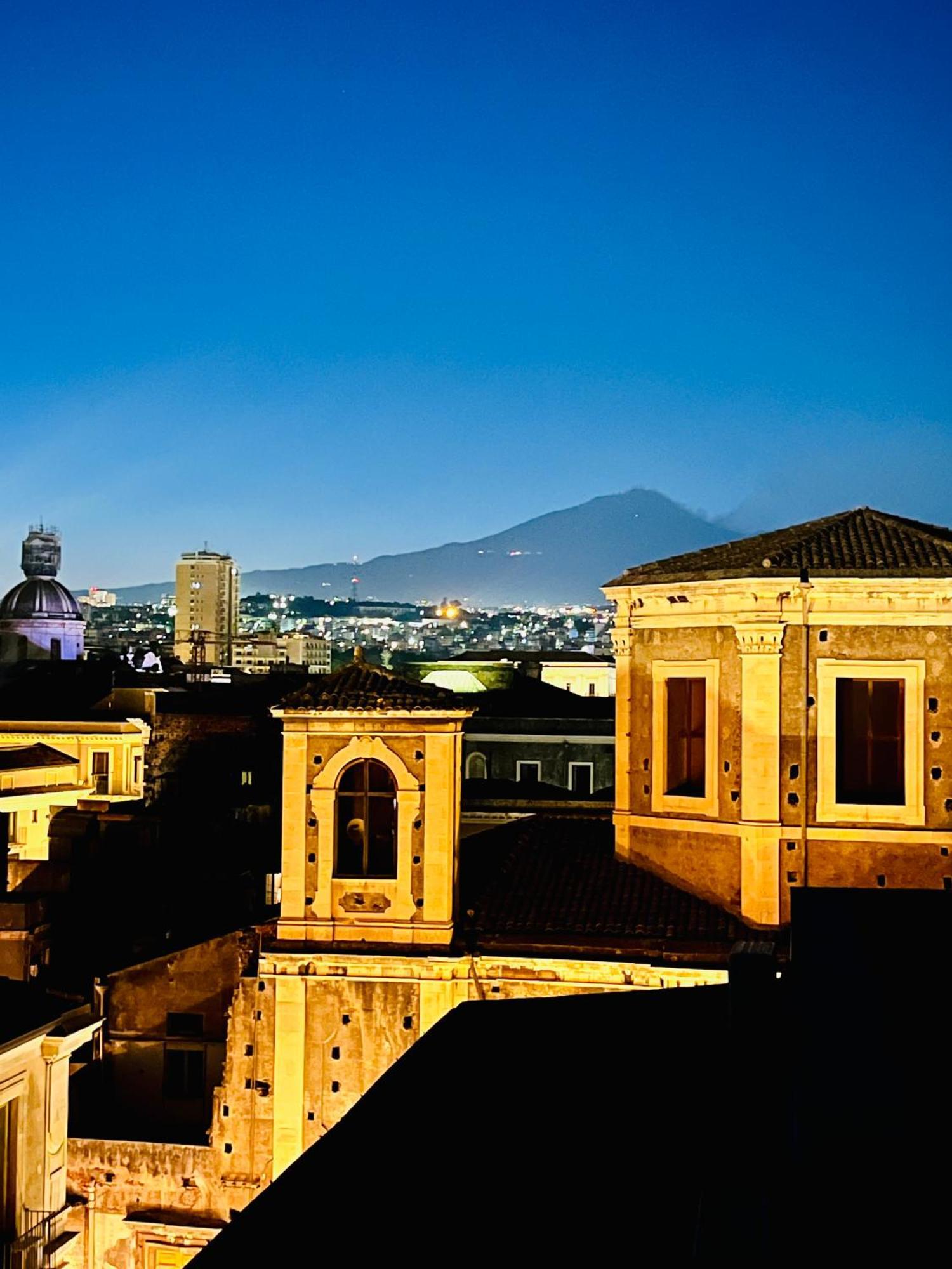 La Terrazza Di Sant'Agata Appartement Catánia Buitenkant foto