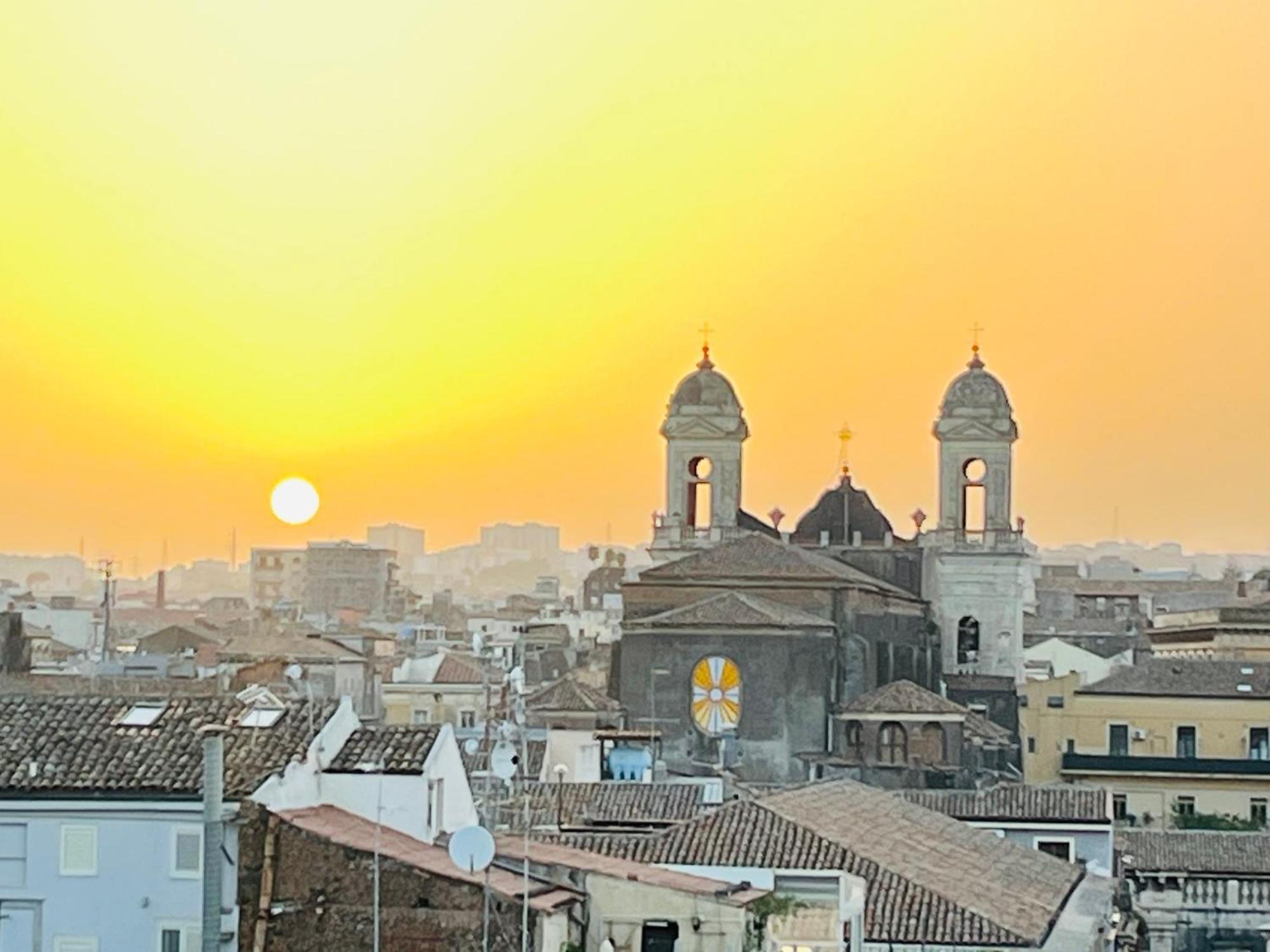 La Terrazza Di Sant'Agata Appartement Catánia Buitenkant foto